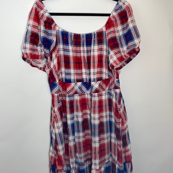 Torrid PUFF SLEEVE TIERED MAXI DRESS - CHALLIS PLAID RED & BLUE - Picture 5 of 8